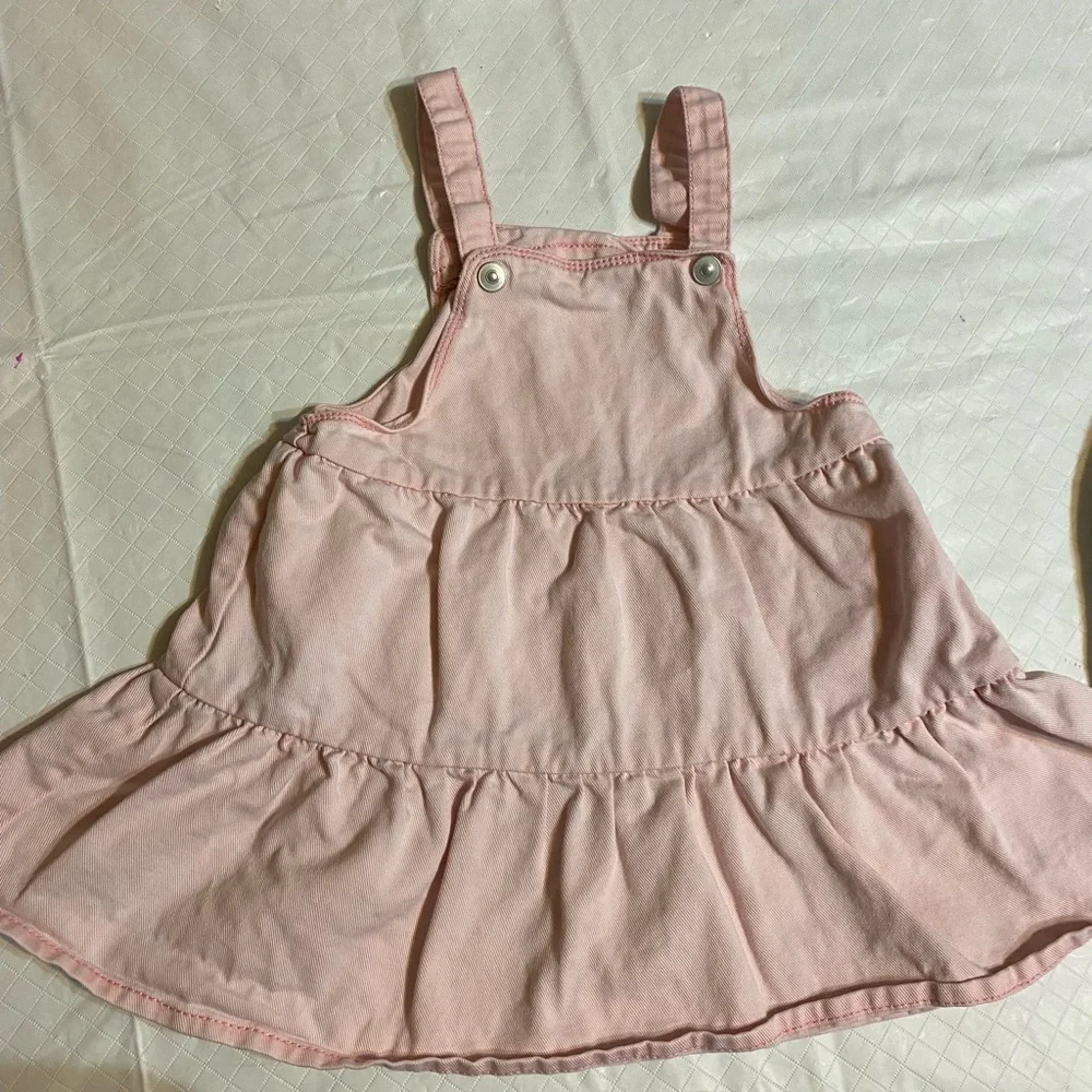Adorable Kids' Clothing Set with Baby Yoda and Rainbow Designs